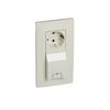 Niloé USB töltőaljzat A 2P+F 16A/230V dugaljjal 1 x 2400mA/ 5V bézs LEGRAND